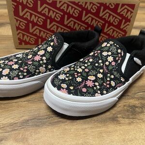 New! VANS Kids Black Floral Slip-On Sneakers